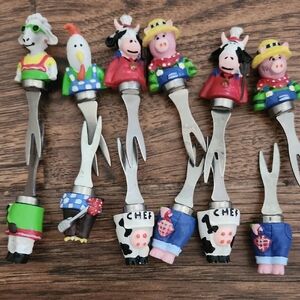 Boston Warehouse Beige Corn Picks Set